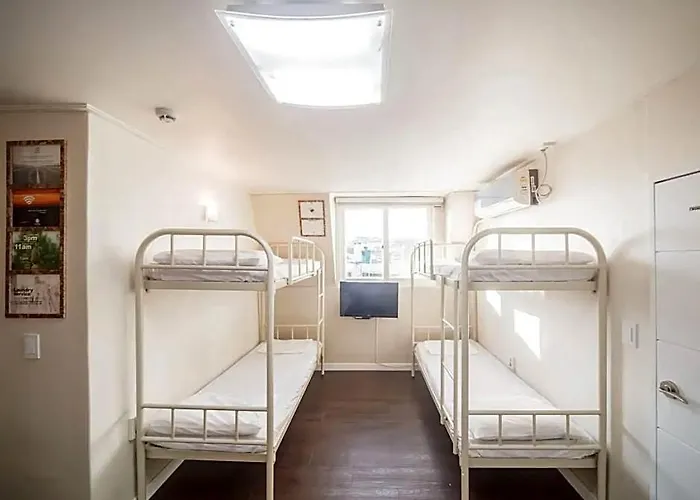 Hostel H Itaewon *